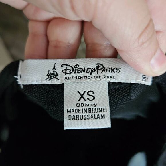 Disney Parks All About The Bow Top - Picture 8 of 8